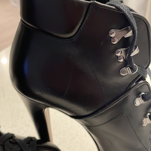 Authentic Alaia Hiking Boots (Leather) - Picture 7 of 13